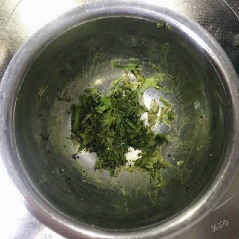 Step 2 Prepare other ingredients Stir-fried cabbage with pork