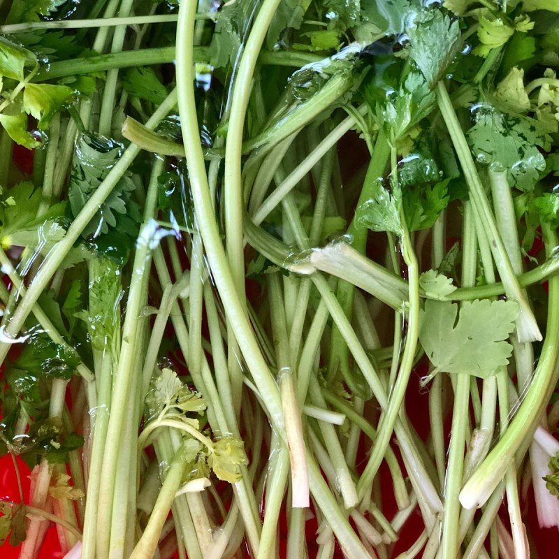 Step 1 Prepare the celery for Celery and Watermelon Juice