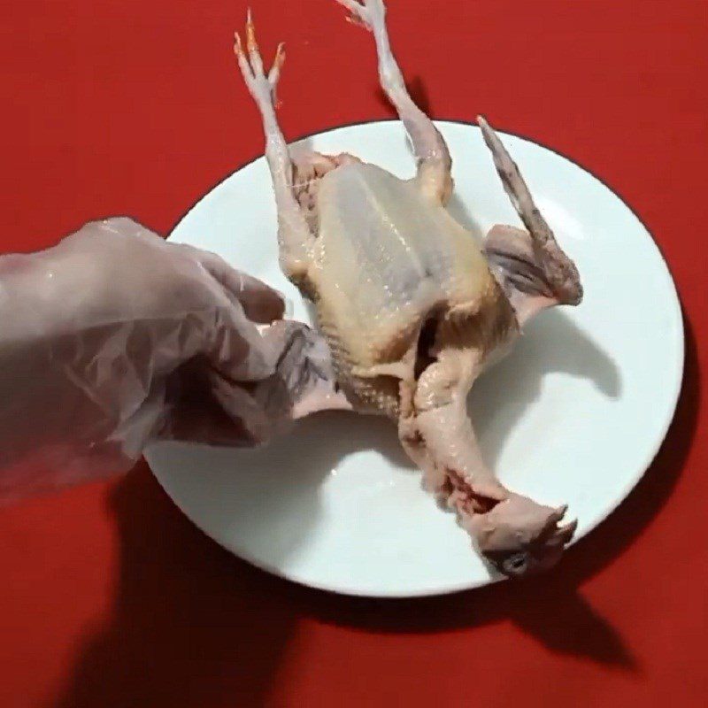 Step 1 Prepare the pigeon Stir-Fried Pigeon with Vermicelli