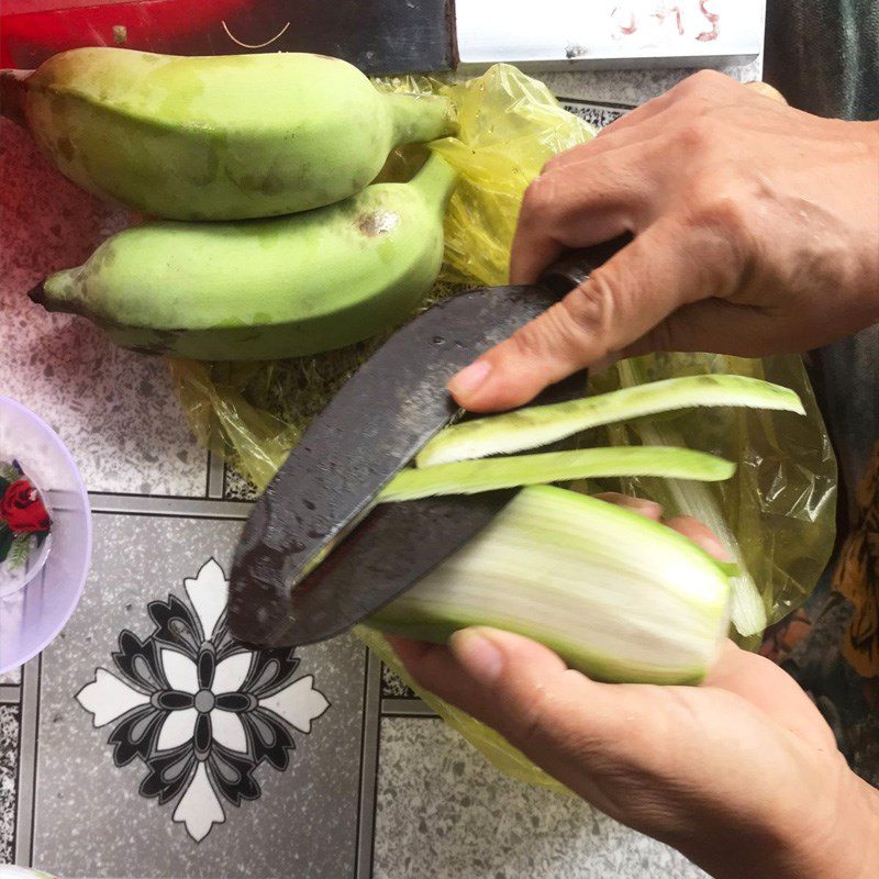 Step 1 Prepare the Bananas Green Bananas with Sugar