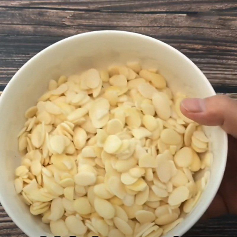 Step 1 Prepare the beans Mung Bean Dessert