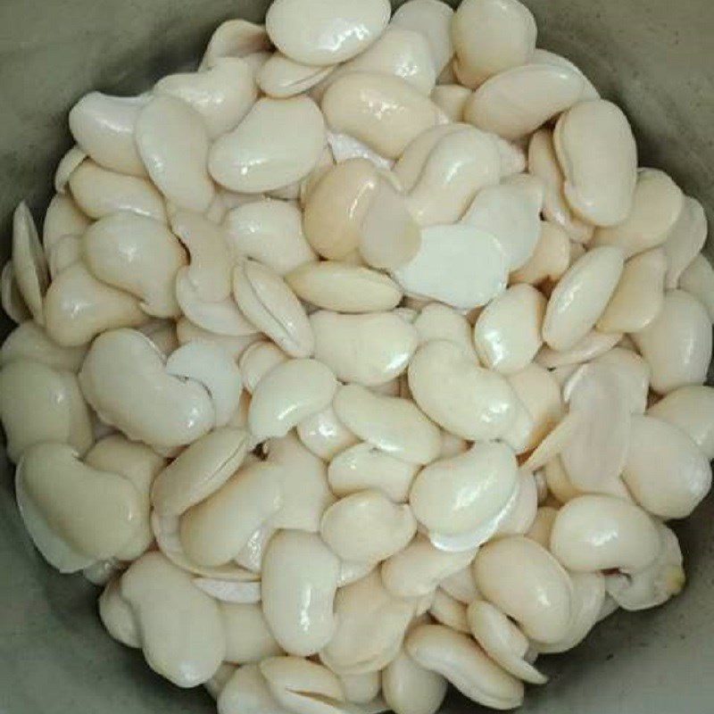 Step 1 Prepare mung beans for coconut milk mung bean dessert