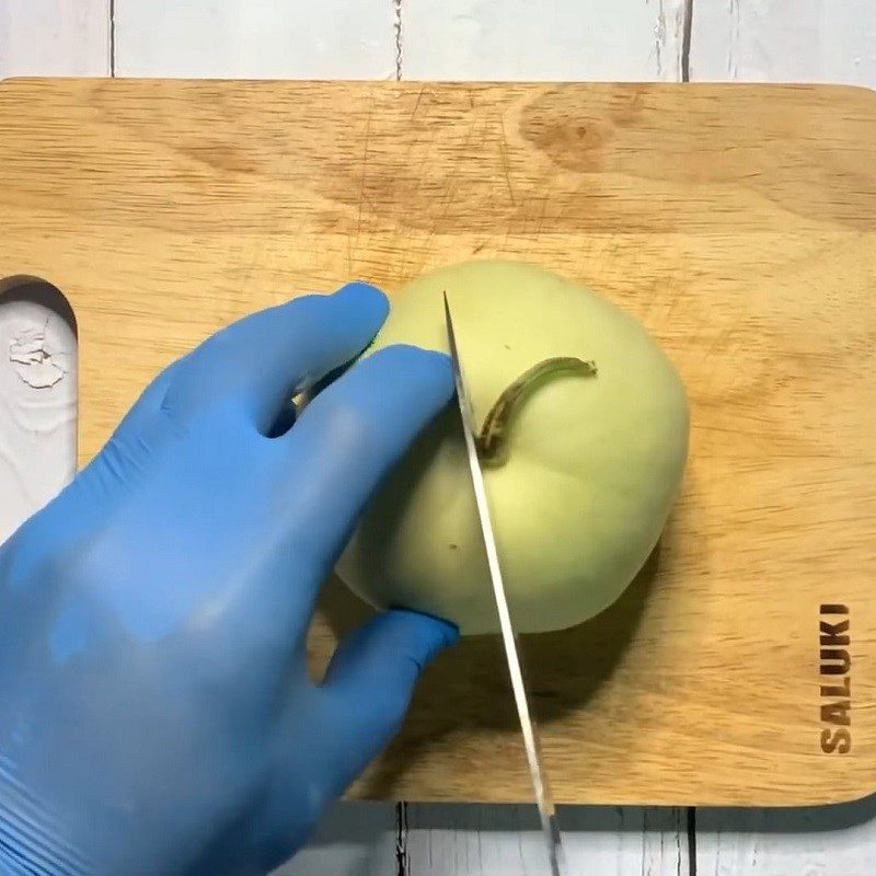 Step 1 Prepare the melon Melon Juice
