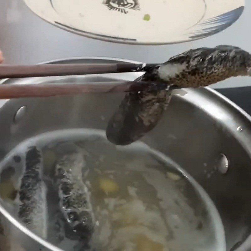 Step 2 Prepare sea cucumber Minced meat sea cucumber porridge