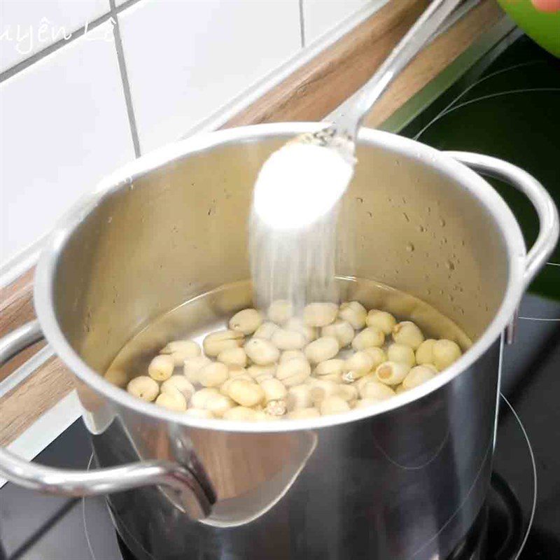 Step 1 Prepare lotus seeds Savory Sticky Rice