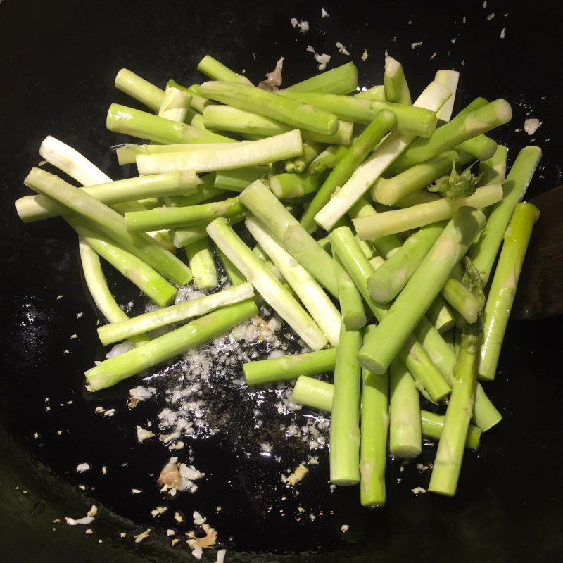 Step 2 Prepare potatoes and asparagus Grilled chicken breast