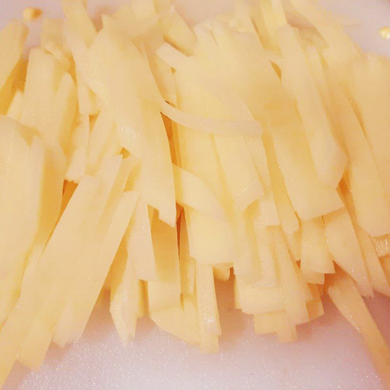 Step 1 Prepare potatoes and corn for Fried Potato Corn Cake