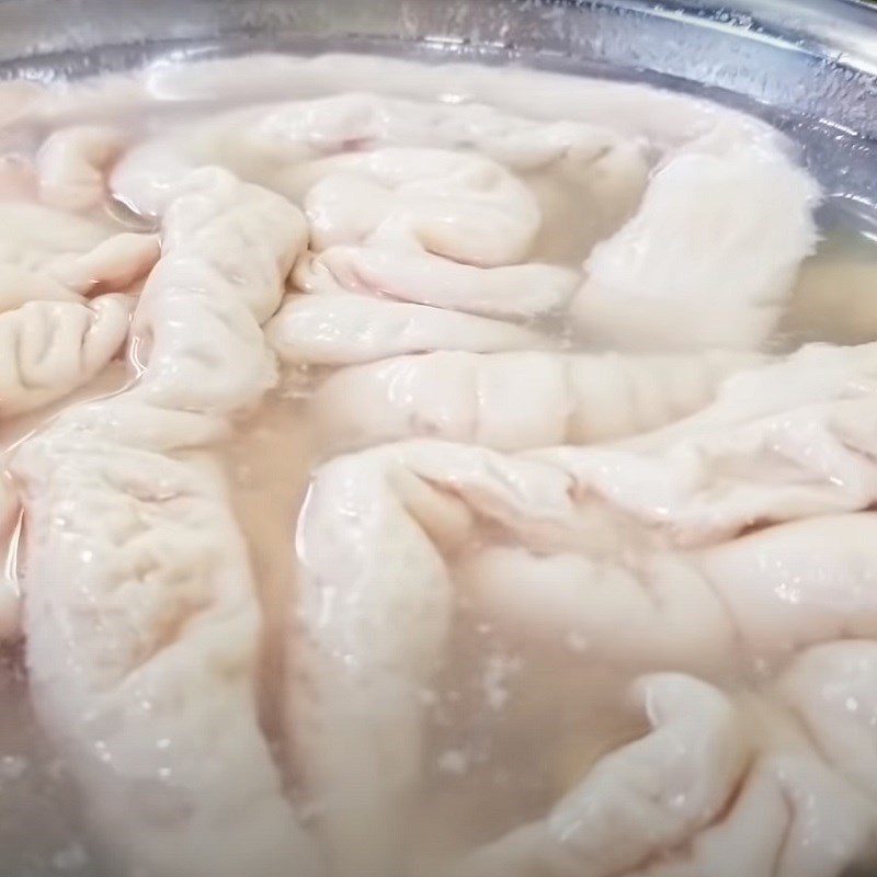 Step 1 Prepare pork intestines for Boiled Pork Intestines