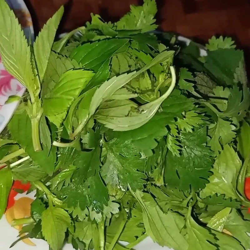 Step 3 Prepare young jackfruit and various vegetables, herbs for young jackfruit salad with pig's ear