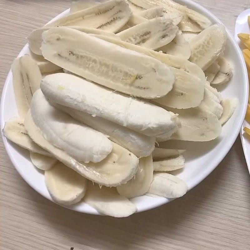 Step 2 Prepare jackfruit and banana Jackfruit banana ice cream
