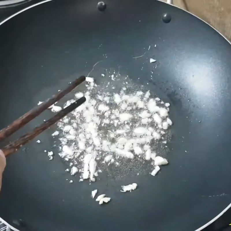 Step 2 Stir-fry the duck guts Stir-fried Duck Guts with Winter Melon