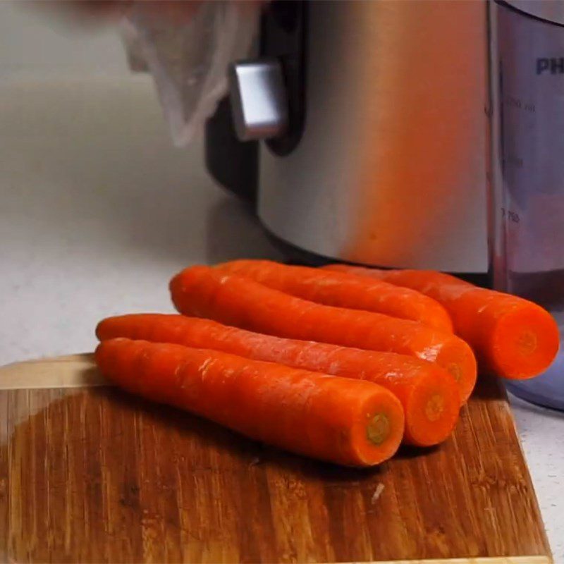 Step 1 Prepare the ingredients for Celery Apple Carrot Juice