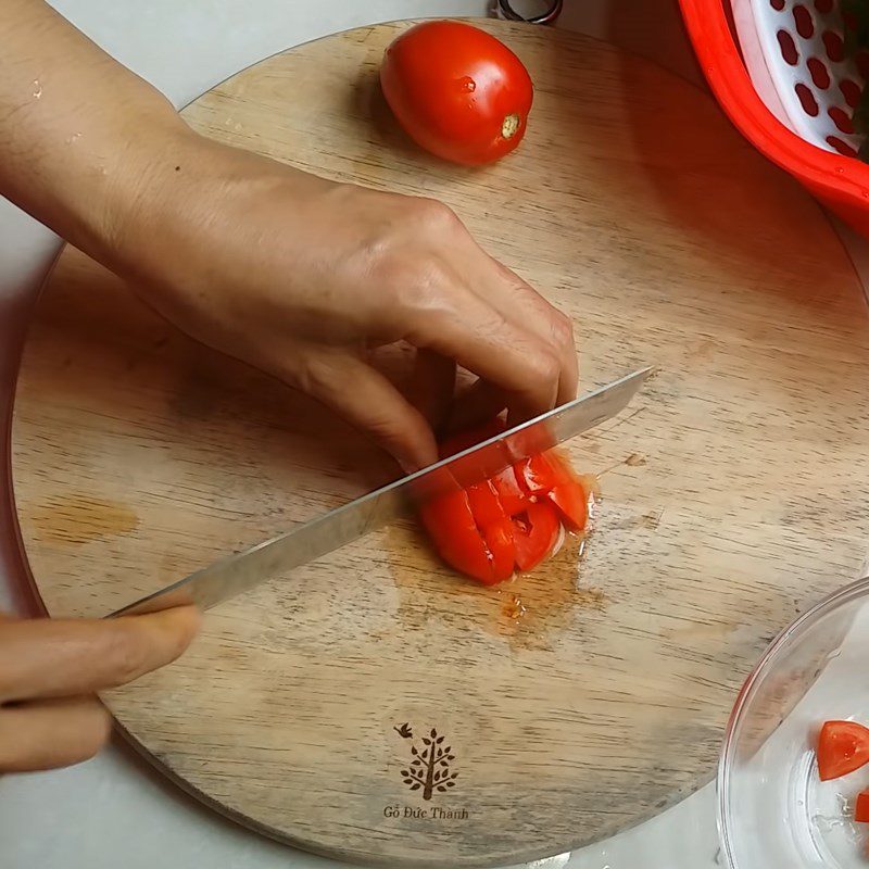 Step 1 Prepare the ingredients for Squash Soup with Tomatoes