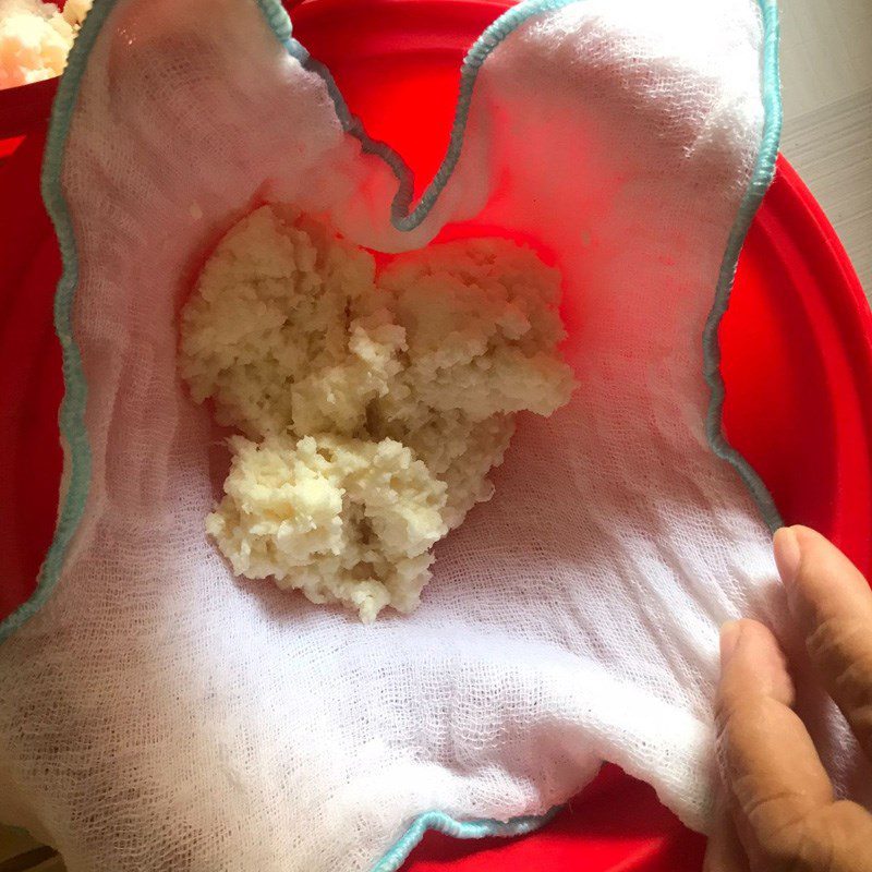 Step 1 Prepare cassava Cassava ball dessert