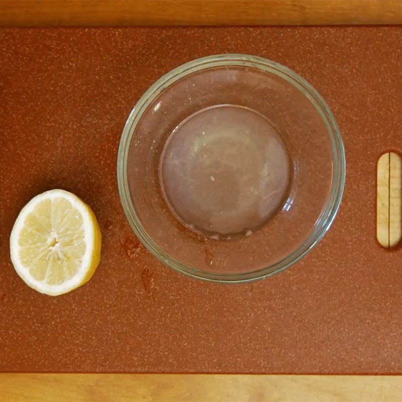 Step 1 Prepare the ingredients for Tomato Celery Smoothie