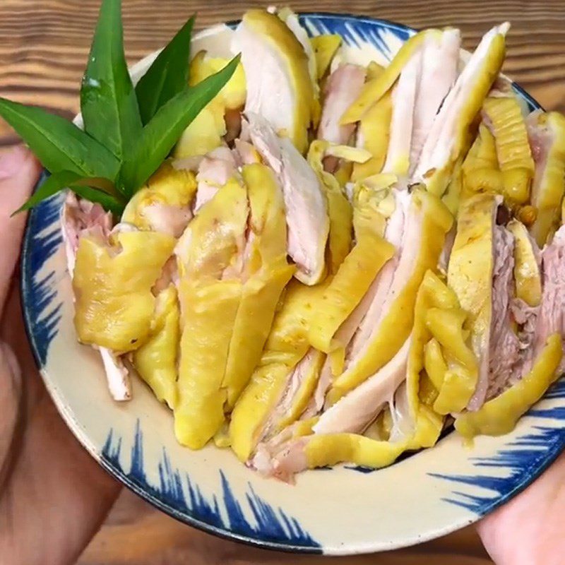 Step 1 Prepare the ingredients for Chicken Pho Salad