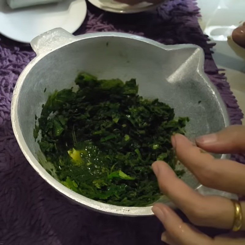 Step 1 Prepare the ingredients for calamondin syrup (kumquat) with rock sugar and fish mint