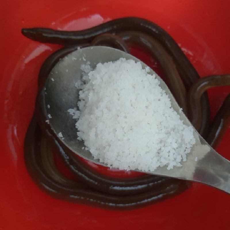 Step 1 Prepare Ingredients for Nghe An Eel Porridge