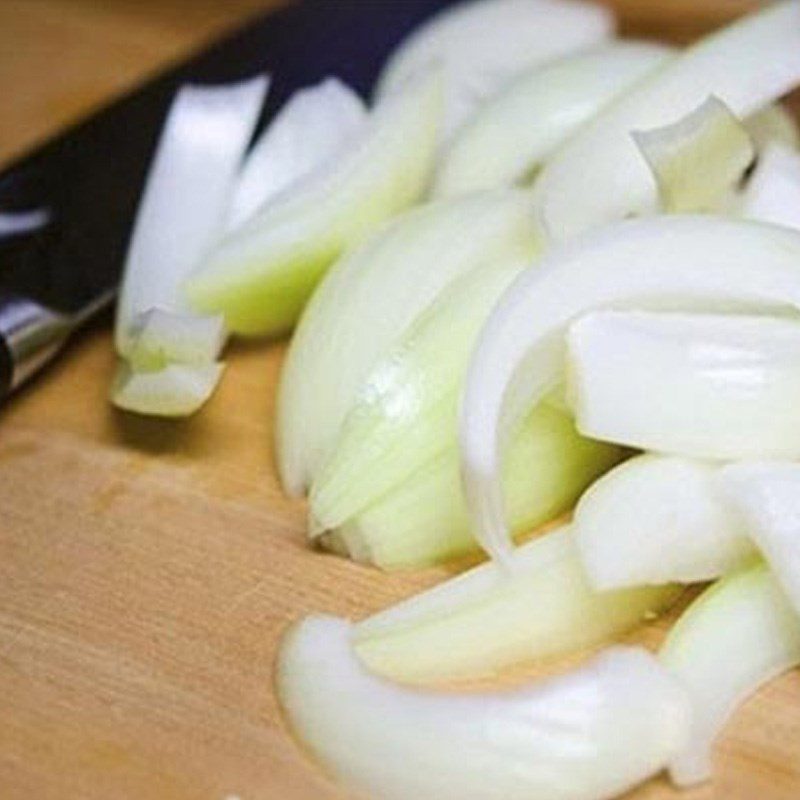 Step 1 Prepare the ingredients for Cheese Curry Udon Noodles