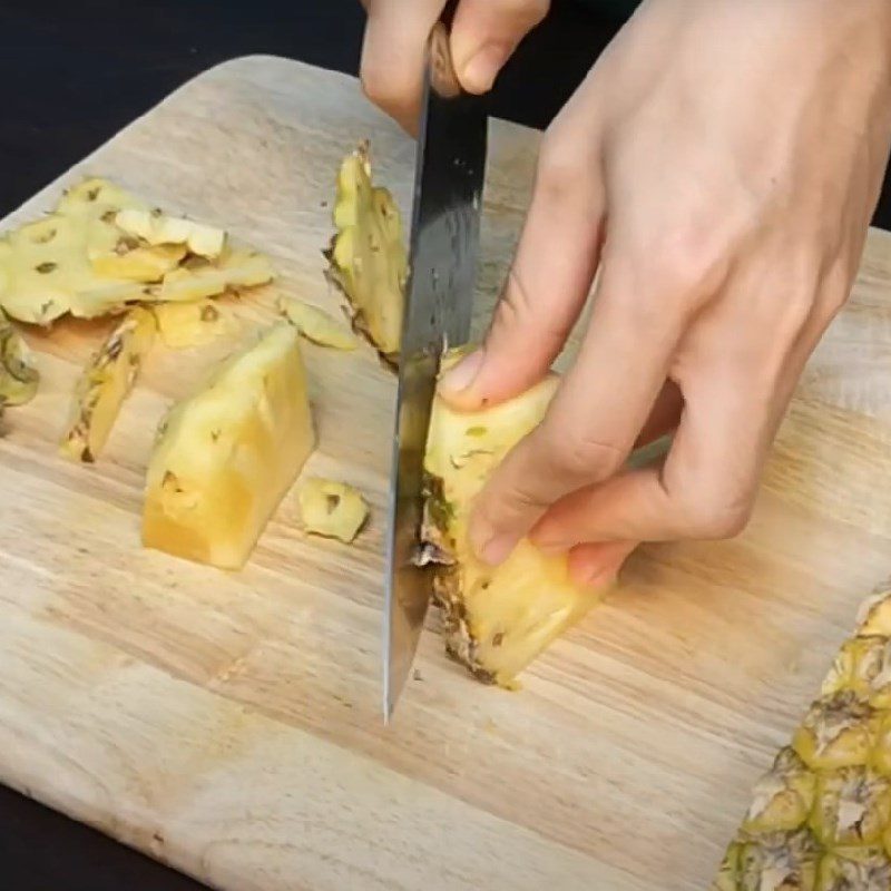 Step 1 Prepare the ingredients for pineapple mango smoothie