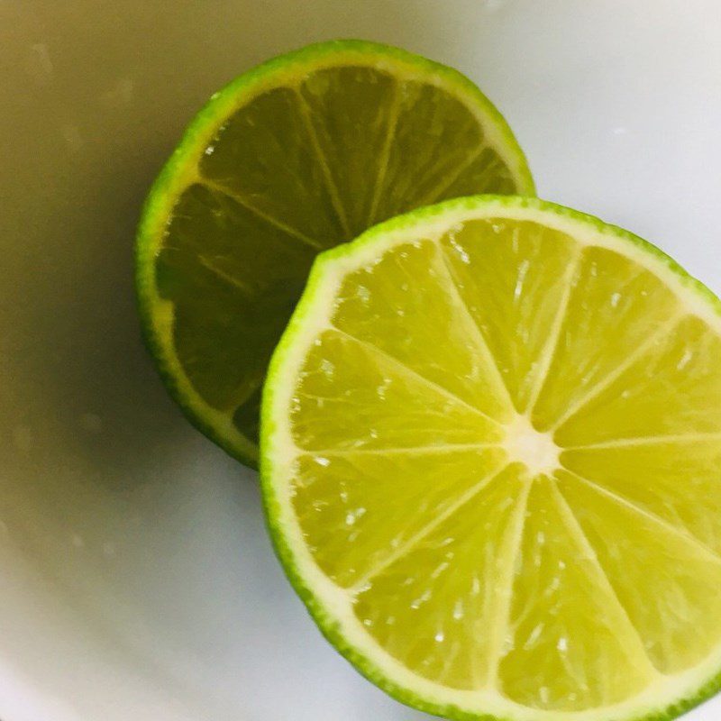 Step 1 Prepare the ingredients for Cucumber Aloe Vera Juice