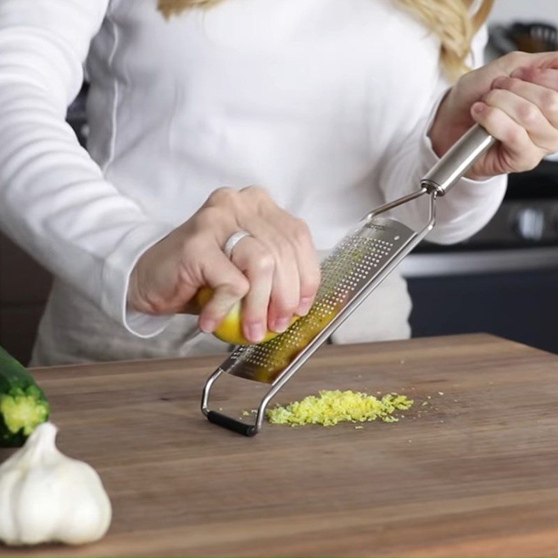 Step 1 Prepare the Ingredients for Zucchini Spaghetti with Lemon Shrimp