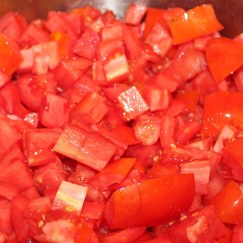 Step 1 Prepare ingredients for tomato carrot smoothie