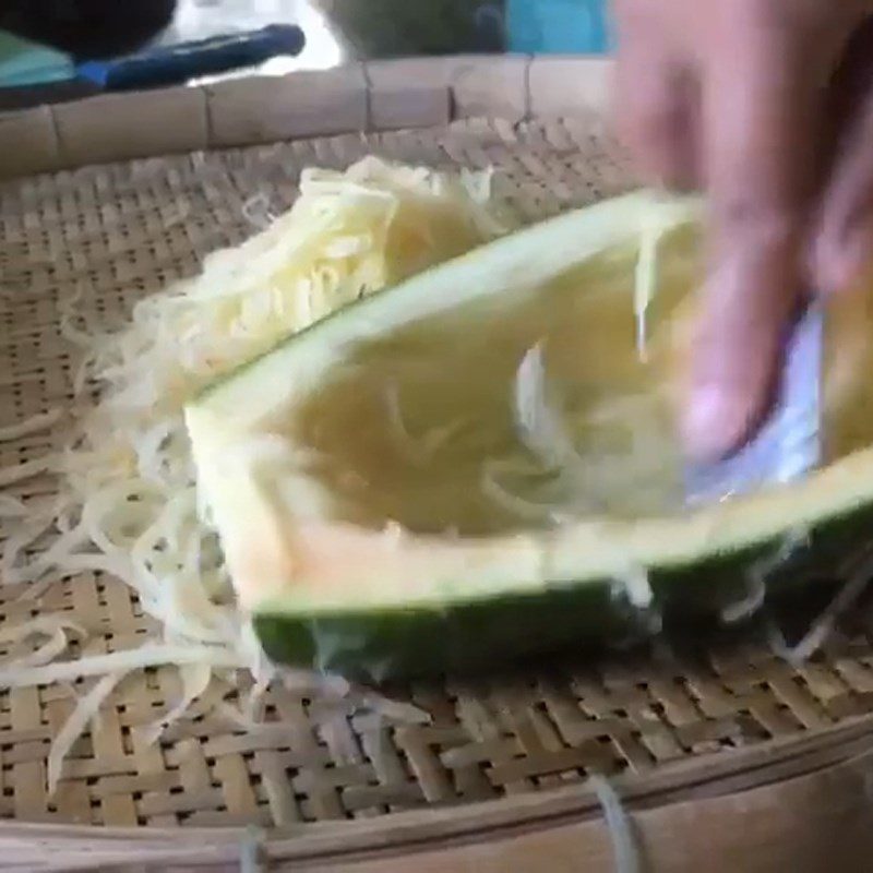 Step 1 Prepare the ingredients for Dried Shrimp Papaya Salad