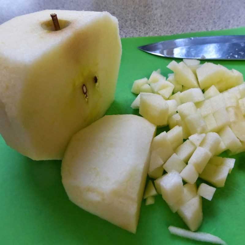 Step 1 Prepare Ingredients for Apple Sapodilla Smoothie