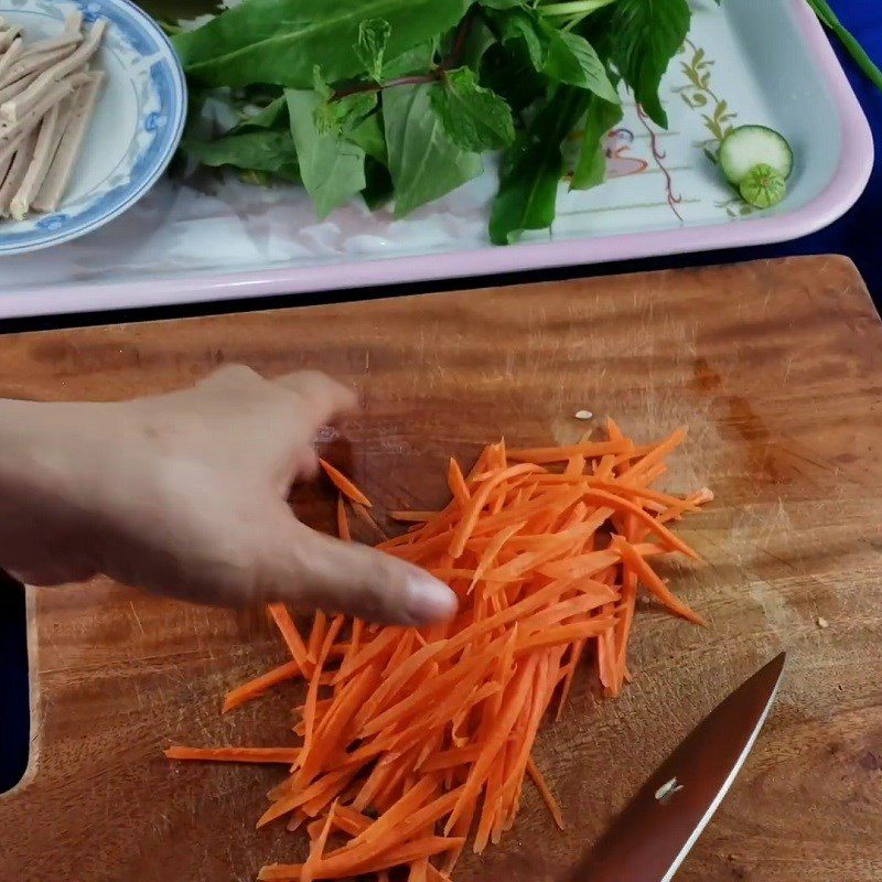 Step 1 Prepare ingredients for Mixed Noodles