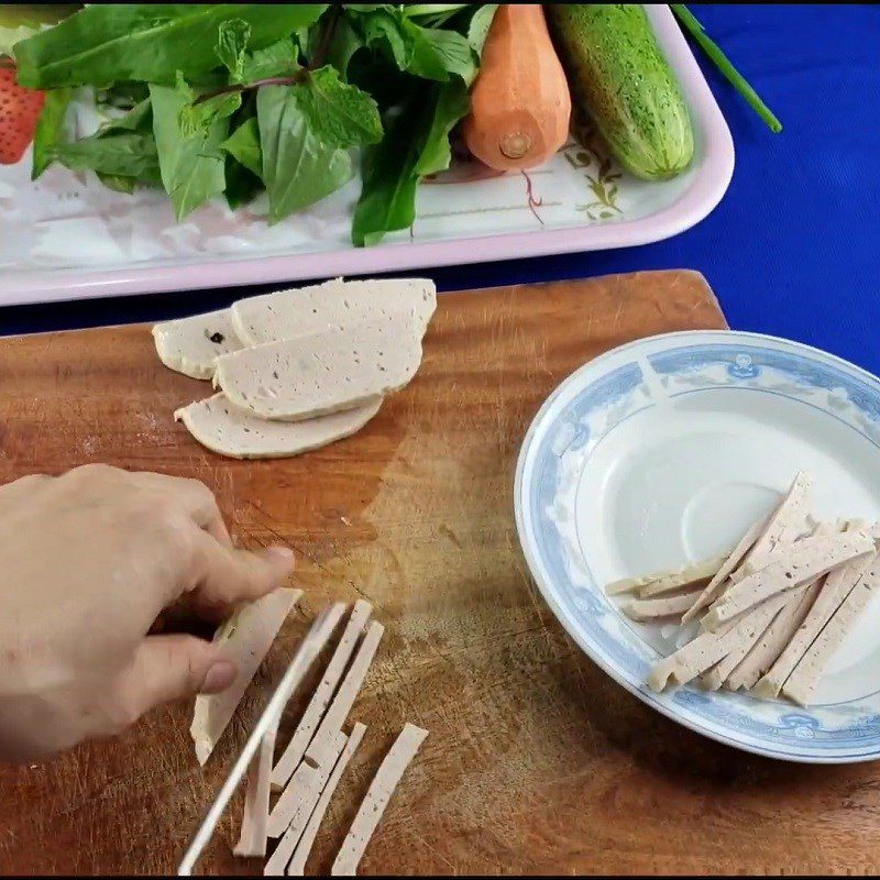 Step 1 Prepare ingredients for Mixed Noodles