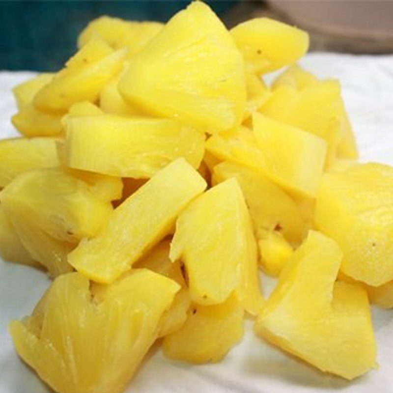 Step 1 Prepare the ingredients for Pineapple Celery Cucumber Smoothie