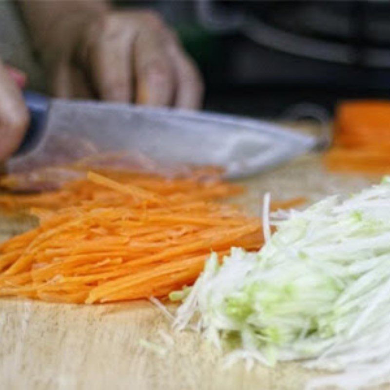 Step 1 Prepare the ingredients for Frog Salad Porridge