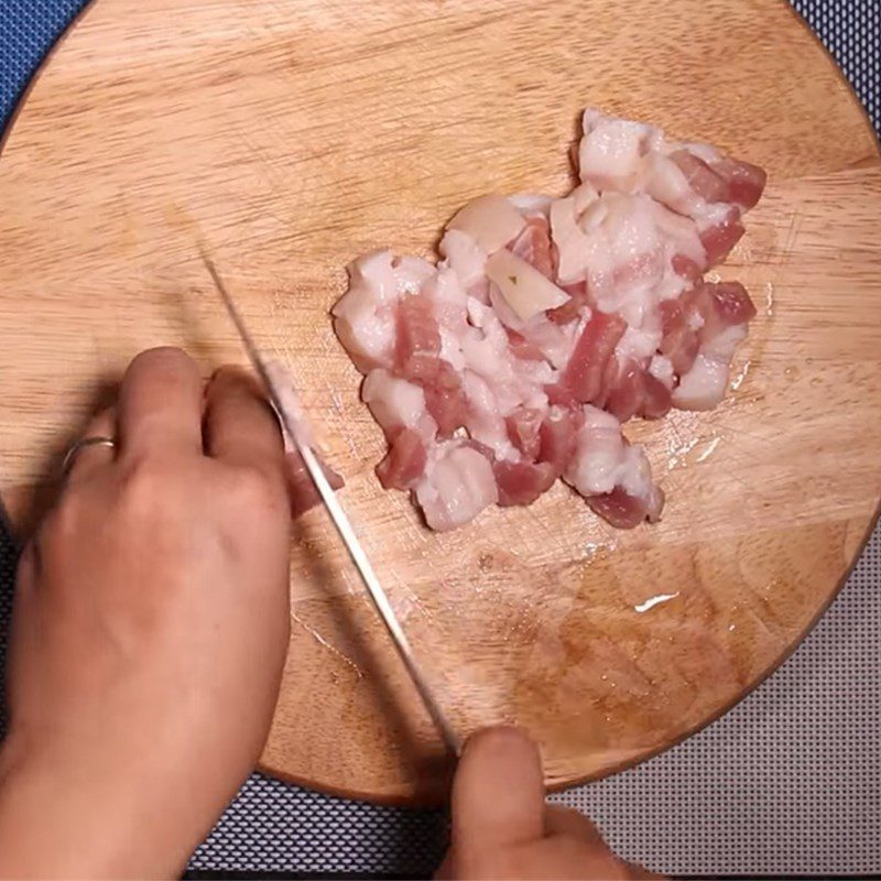 Step 1 Prepare the Ingredients for Steamed Snakehead Fish Sauce