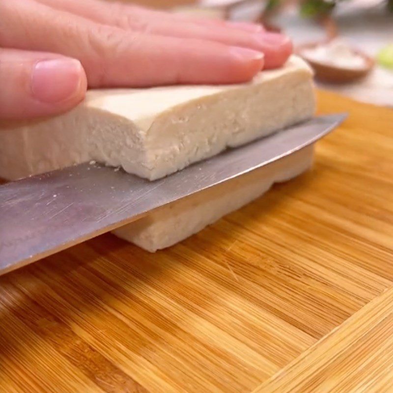 Step 1 Prepare ingredients Soy sauce braised tofu (Recipe shared by Tiktok Vegetarian Kitchen XANH)