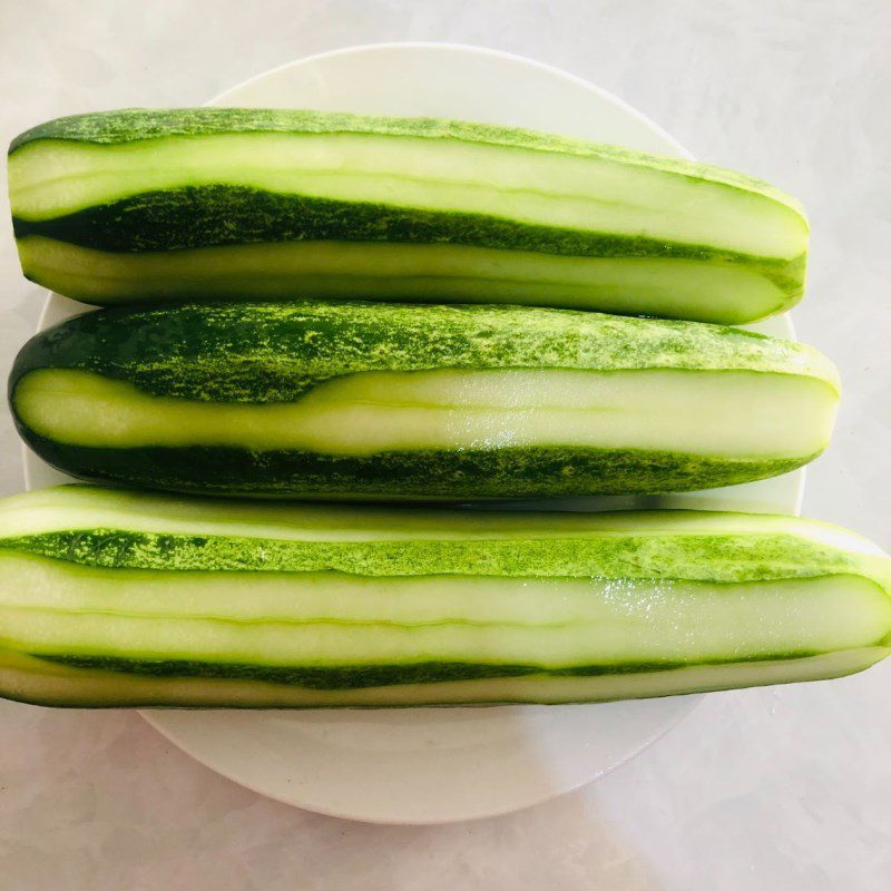 Step 1 Prepare the ingredients for Cucumber Ginger Smoothie