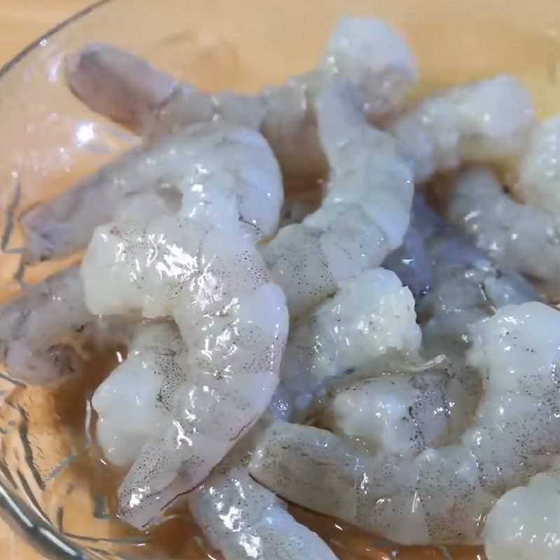 Step 1 Prepare ingredients for Morning Glory Flower Soup with Shrimp