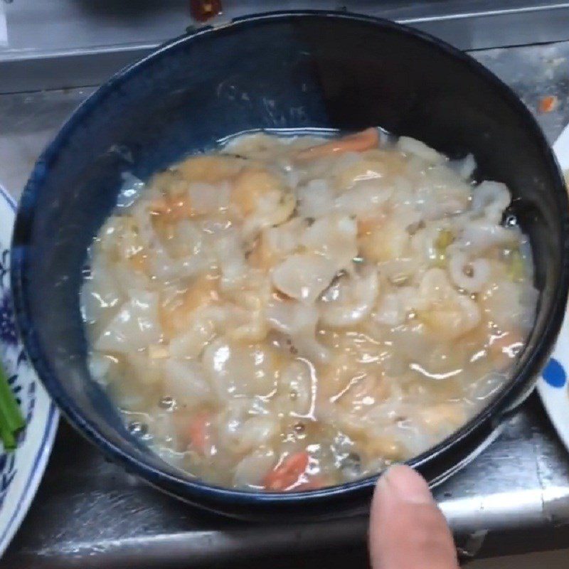 Step 1 Prepare scallops Sea Cucumber and Scallop Porridge