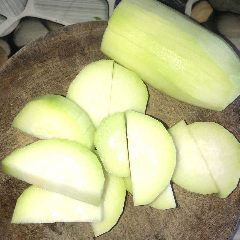 Step 1 Prepare the Ingredients for Winter Melon Juice Using a Blender