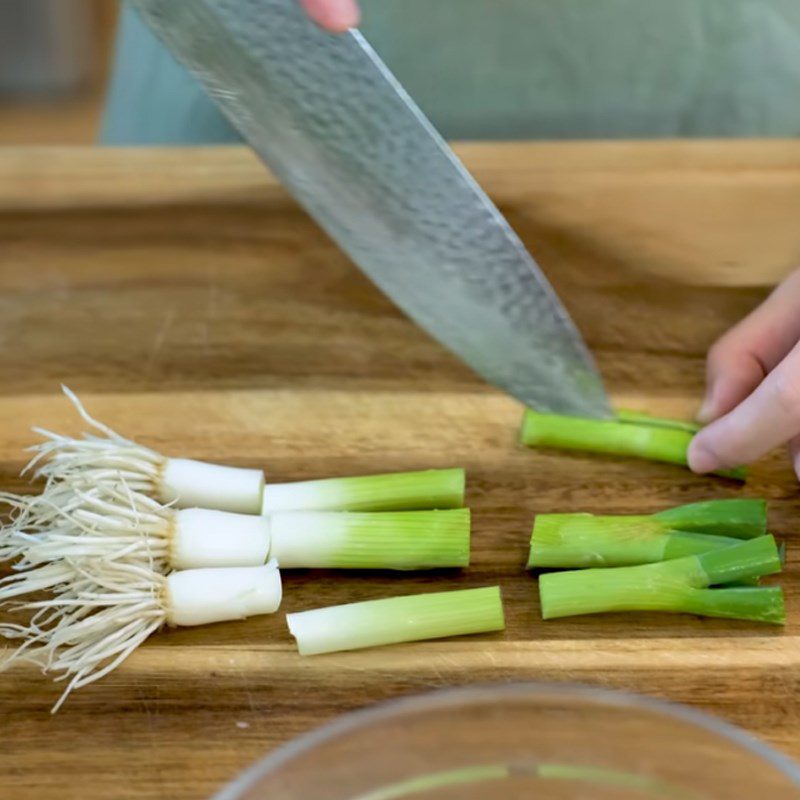 Step 1 Prepare the ingredients for Wonton Soup