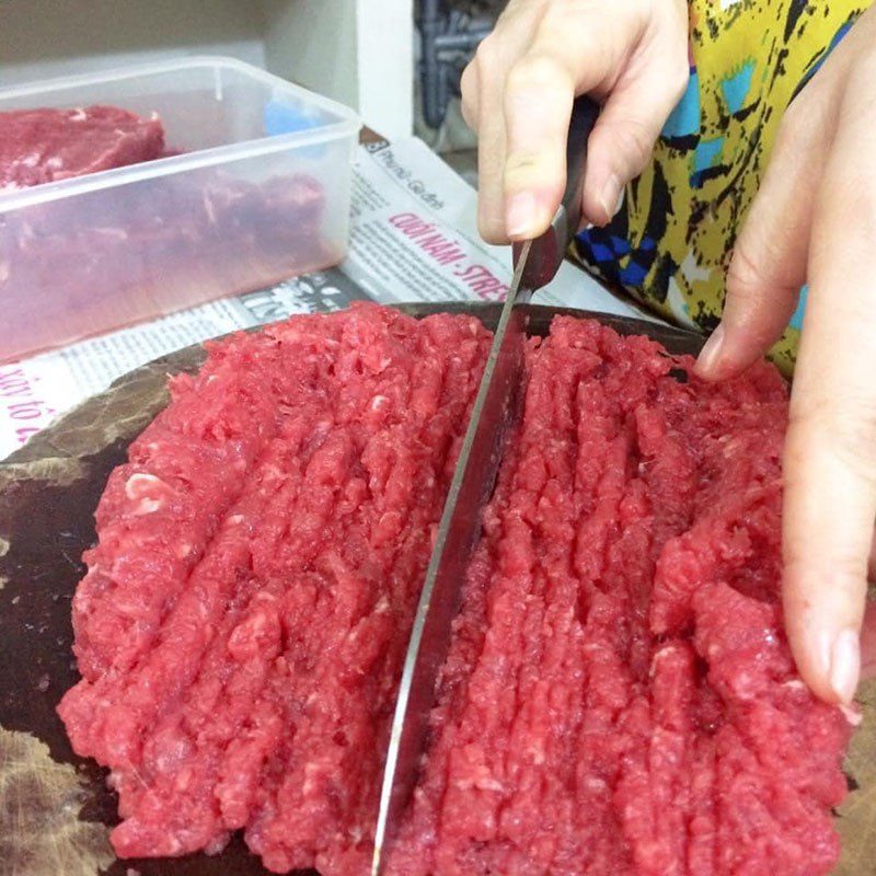 Step 1 Prepare the ingredients for Grilled Beef Wrapped in Betel Leaves