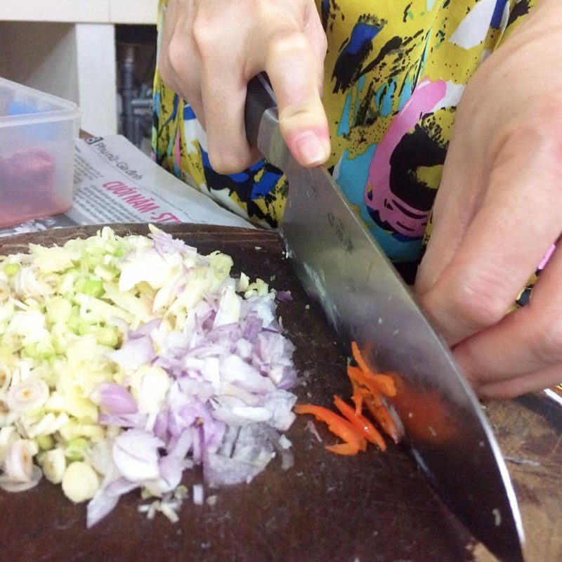 Step 1 Prepare the ingredients for Grilled Beef Wrapped in Betel Leaves
