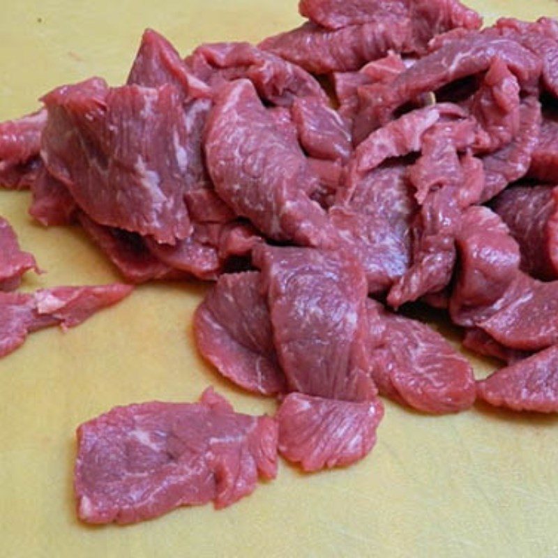 Step 1 Prepare the ingredients for Grilled Beef with Satay Sauce