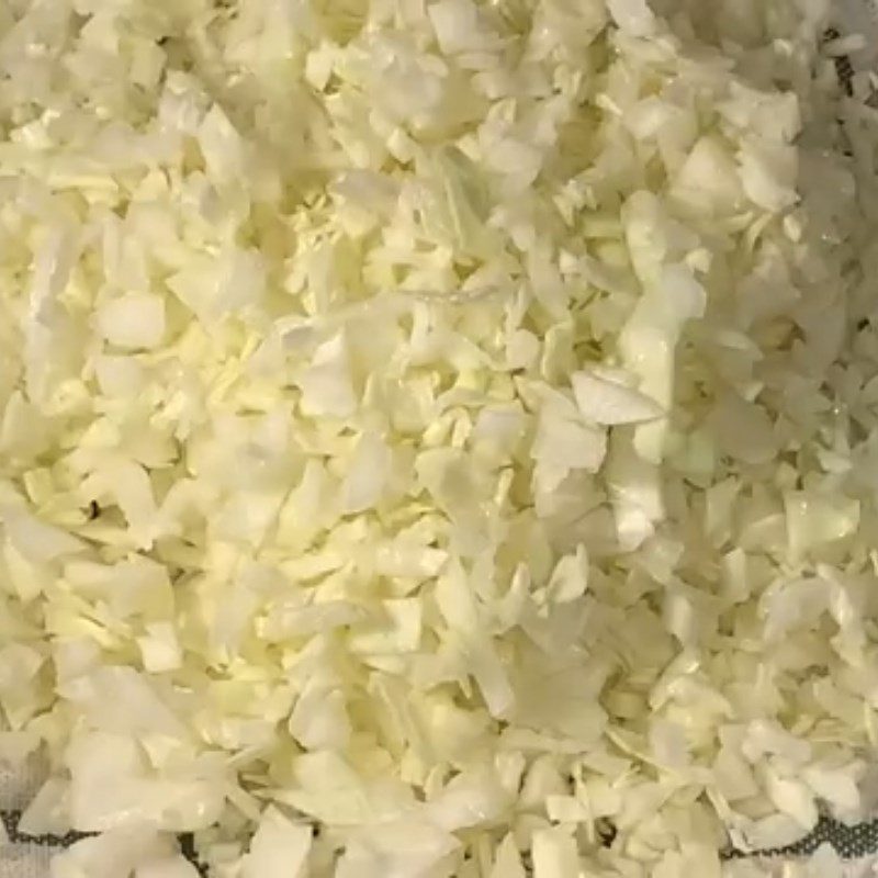 Step 1 Prepare the ingredients for Cabbage Salad mixed with mayonnaise and onion