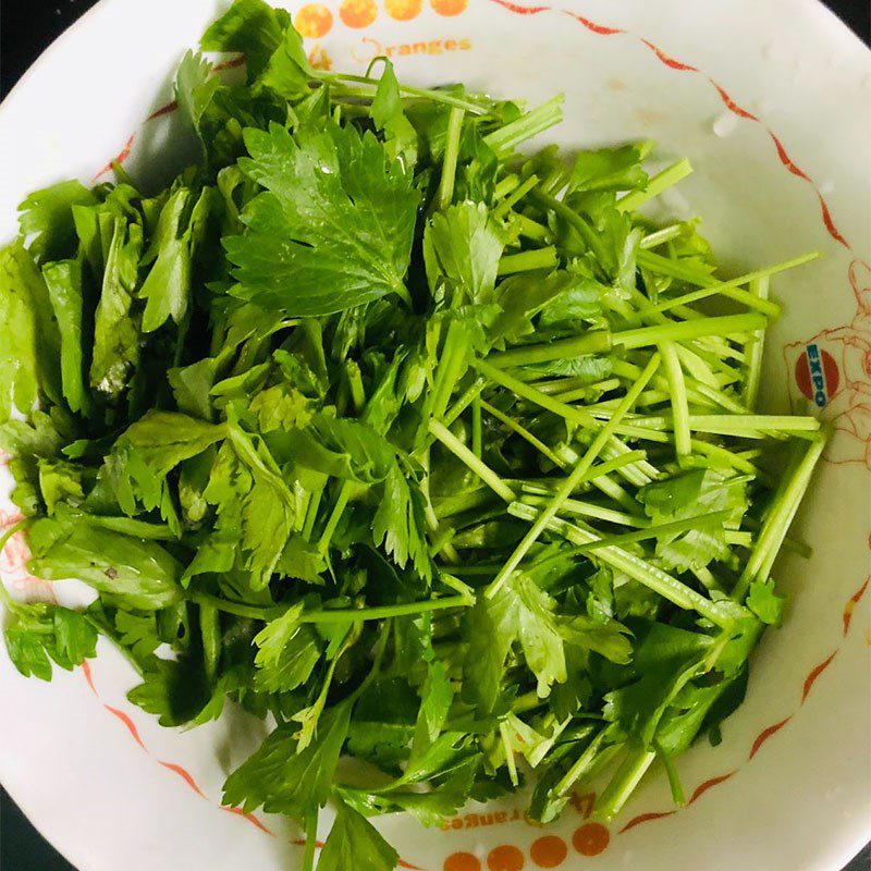Step 1 Prepare the ingredients for Tomato Celery Smoothie