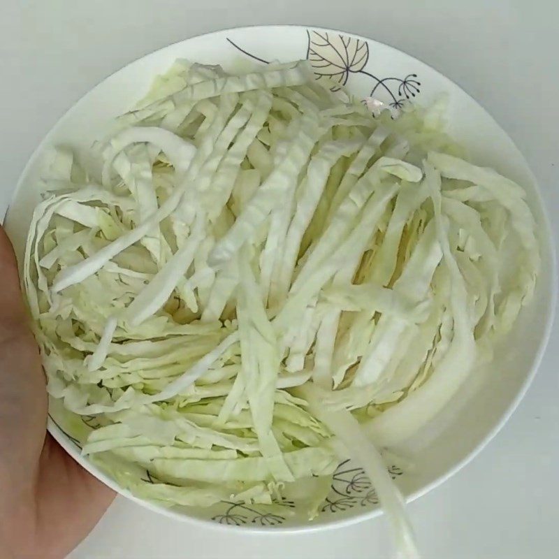 Step 1 Prepare the ingredients for mayonnaise cabbage salad with jambon
