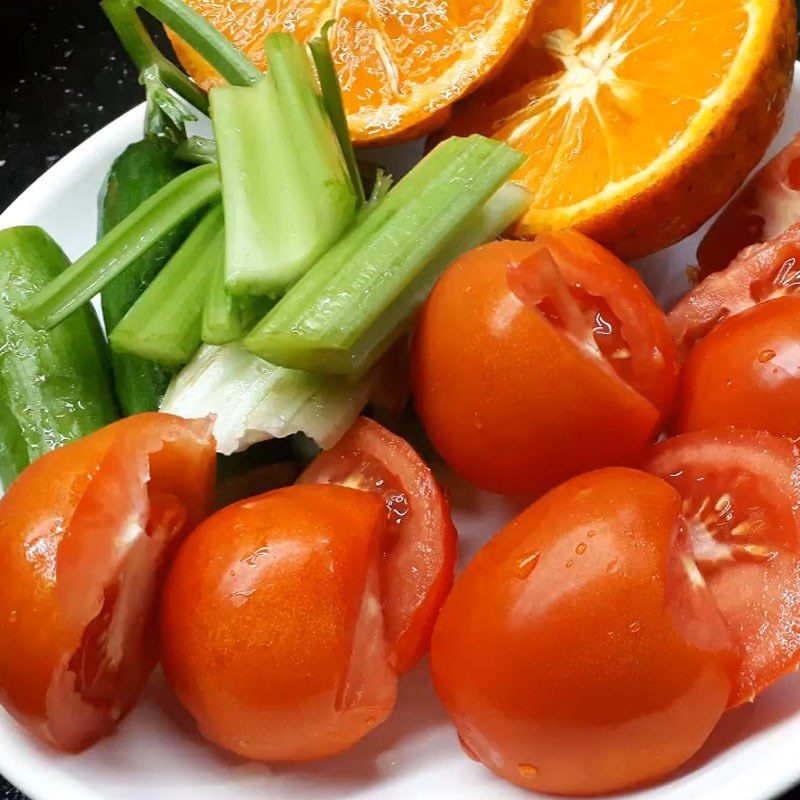 Step 1 Prepare Ingredients for Tomato Celery Orange Juice
