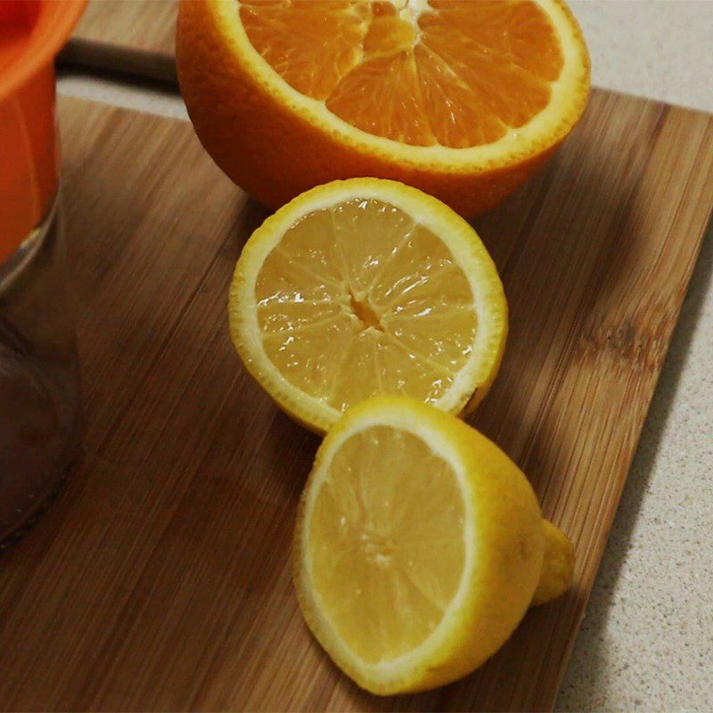 Step 1 Squeeze orange and lemon juice Honey Orange Juice