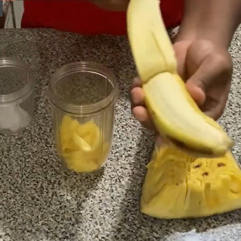 Step 1 Prepare the ingredients for Jackfruit Banana Smoothie