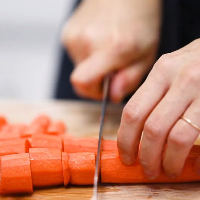 Step 1 Prepare the ingredients for Carrot Grapefruit Juice